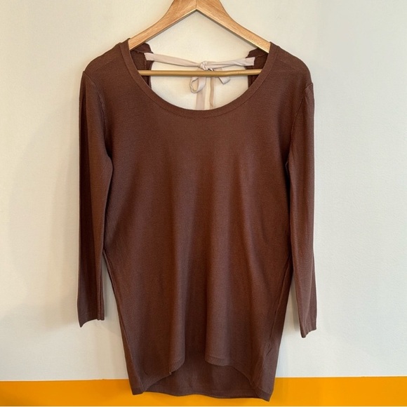 Aritzia by T.Babaton Cashmere & Silk Open Back Long Sweater Top - Picture 4 of 8